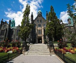 Étudier à Toronto dans une université