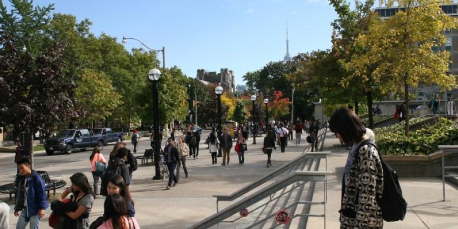 étudier à l'université de Toronto au Canada