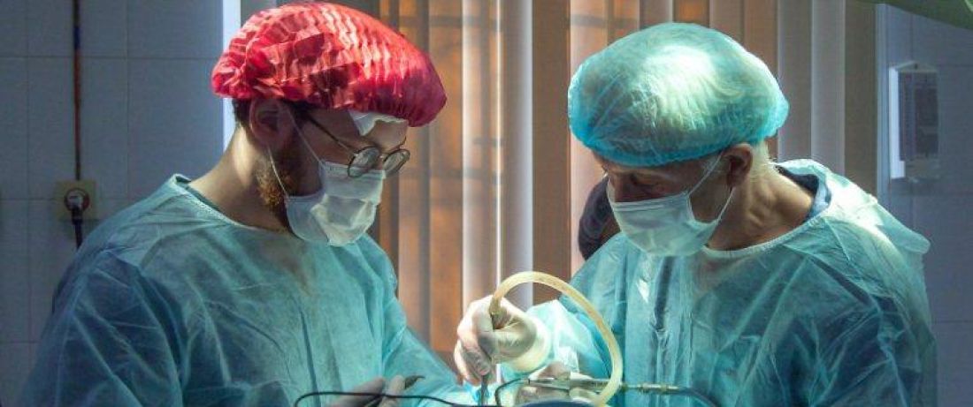 Étudier la médecine au Canada : le guide