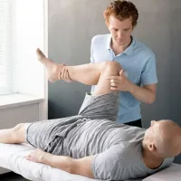 Étudier la Kinésithérapie à l'étranger : le guide